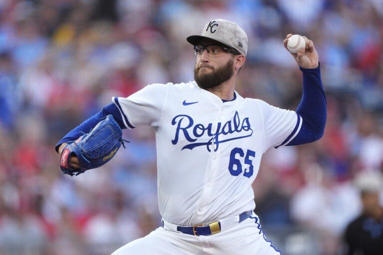 cardinals-vs-royals-276.jpeg