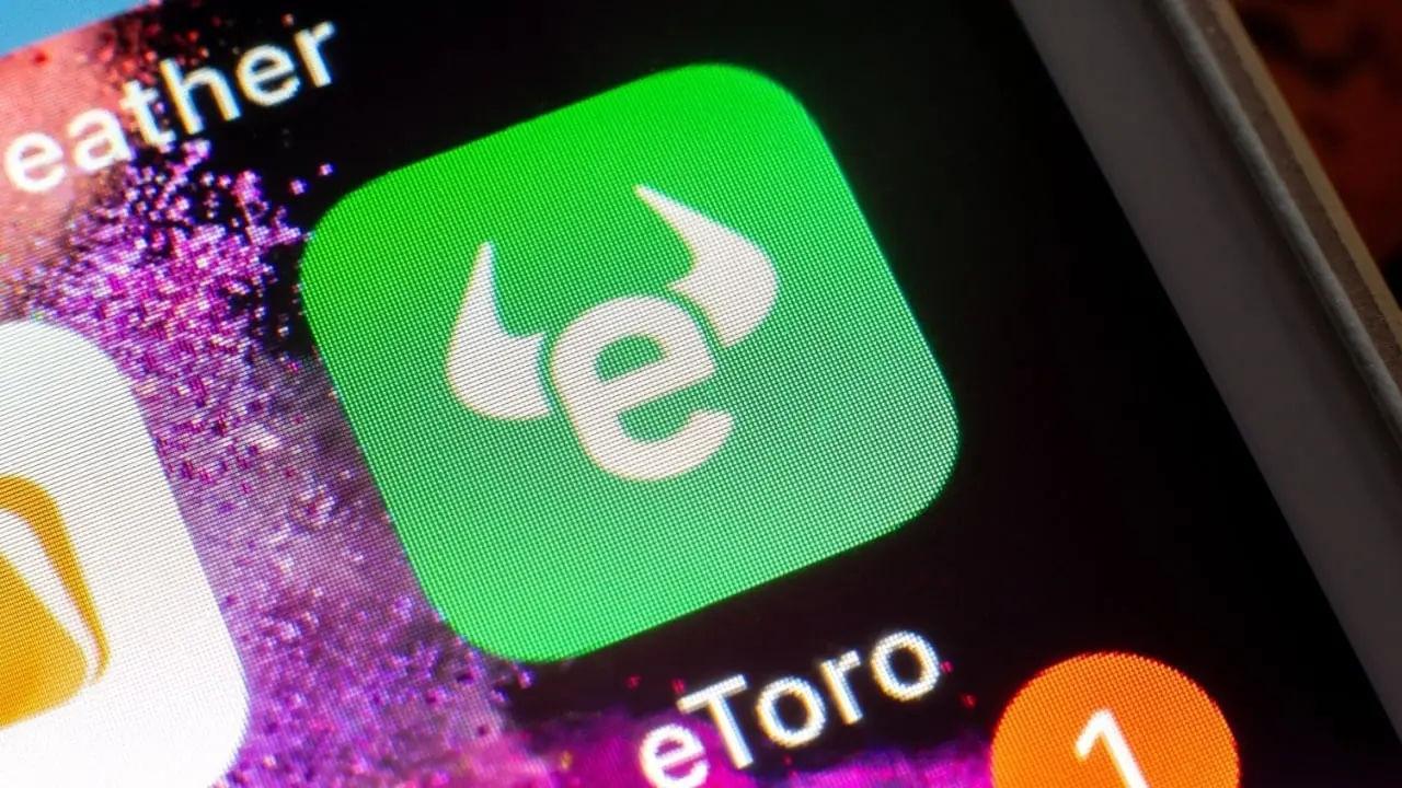 Exploring eToro: A Comprehensive Guide to Social Trading