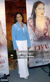 gloria-estefan-37.jpeg