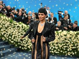 halle-berry-met-gala-2025-27.jpeg