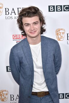 joe-keery-160.jpeg