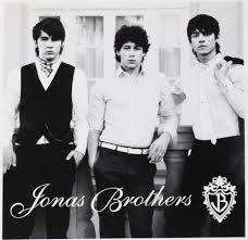jonas-brothers-80.jpeg