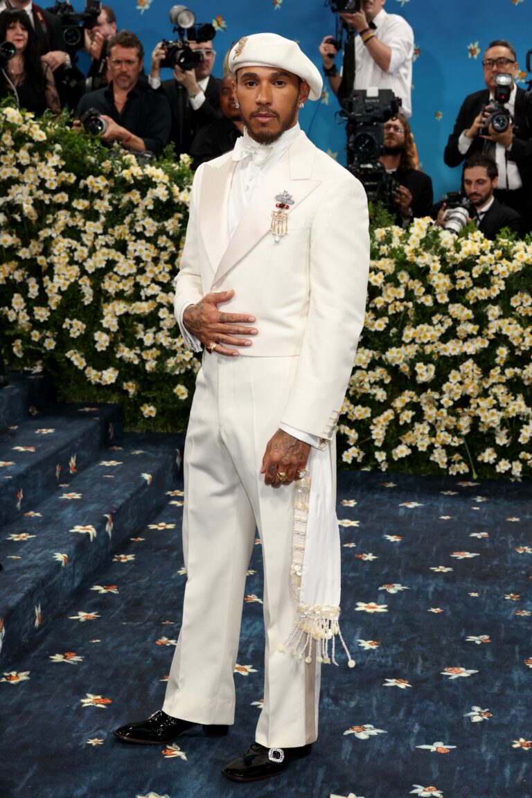 lewis-hamilton-met-gala-263.jpeg