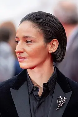 nadia-melliti-actrice-264.jpeg