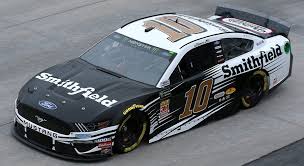 nascar-10.jpeg