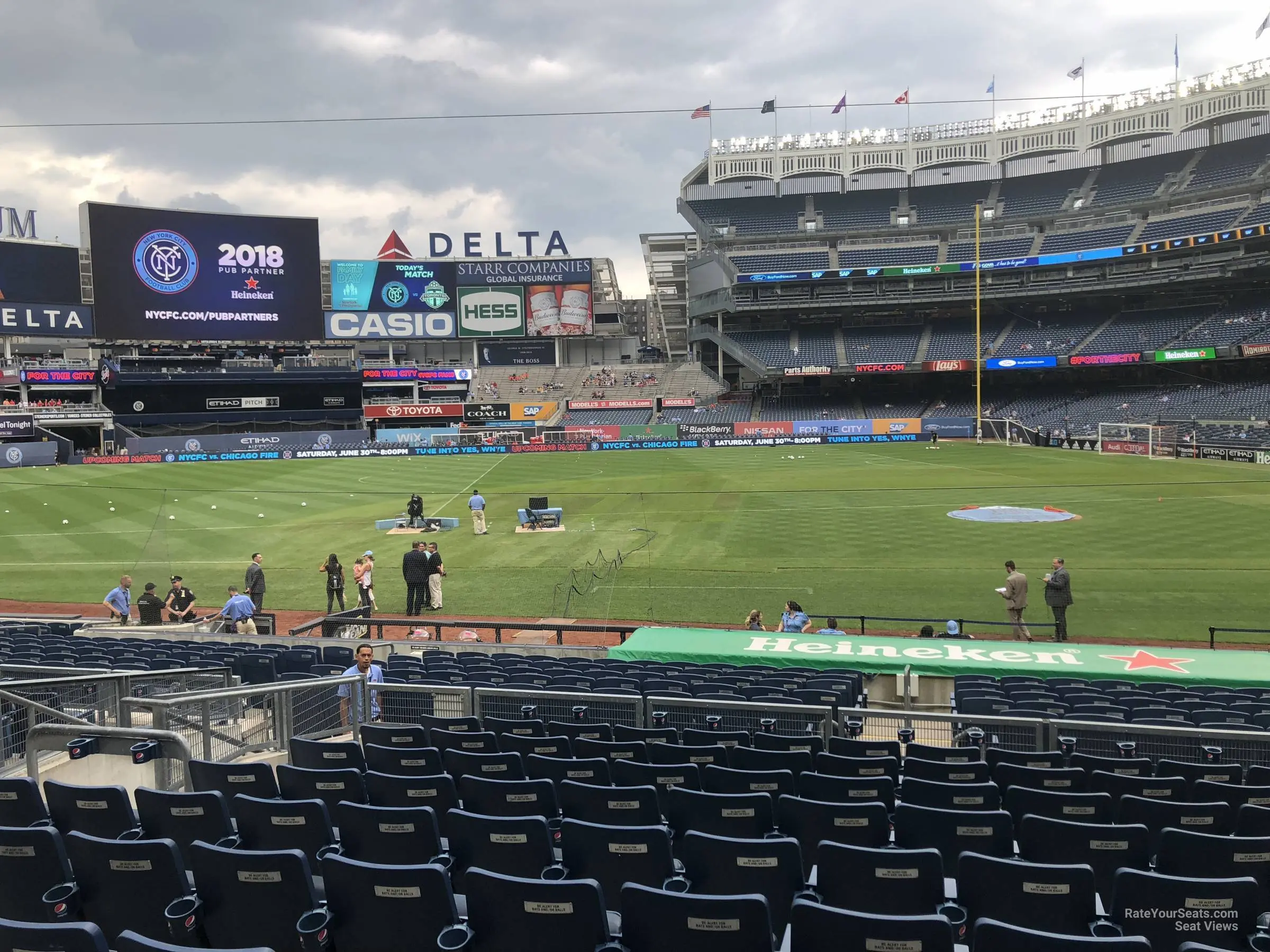 Rangers vs Yankees: A Historic Rivalry in Major League Baseball