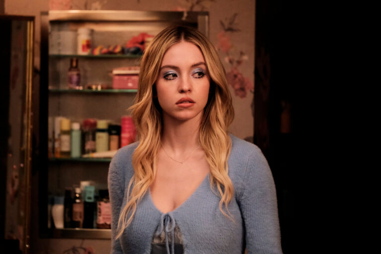 sydney-sweeney-200.jpeg