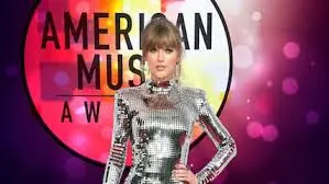 taylor-swift-amas-7.jpeg