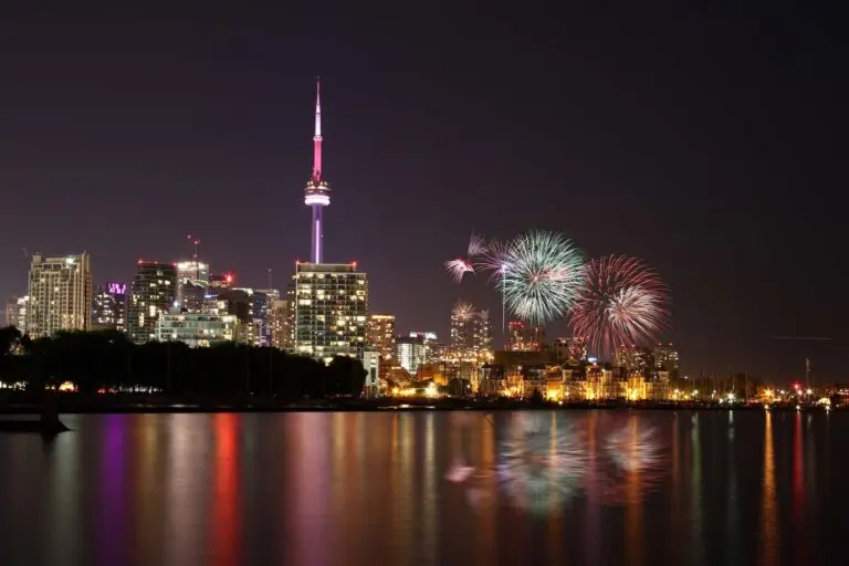 victoria-day-fireworks-near-me-70.jpeg