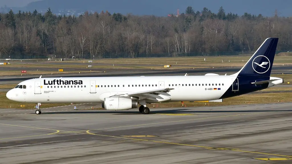 The Airbus A321: Transforming Air Travel