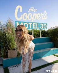 alex-cooper-30.jpeg