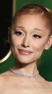 ariana-grande-67.jpeg