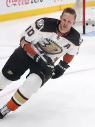 corey-perry-35.jpeg