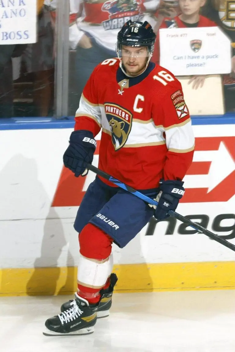 Eetu Luostarinen: A Closer Look at the Rising Hockey Star