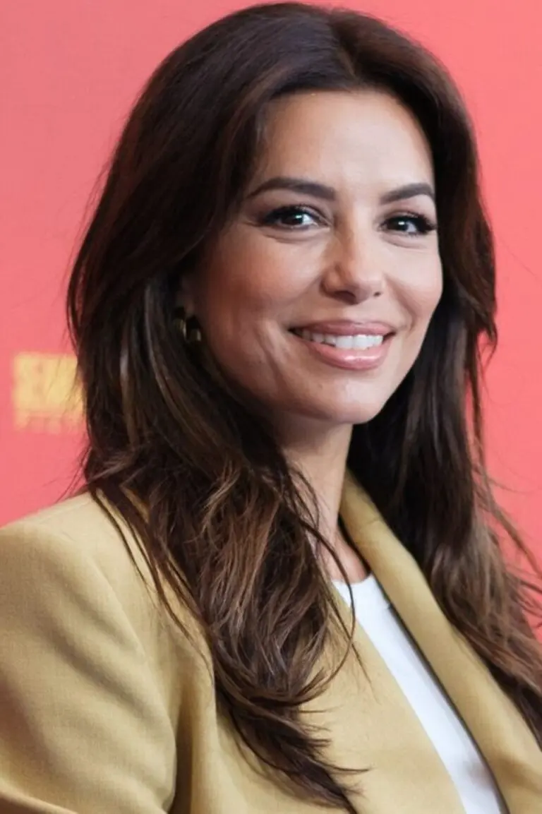 Eva Longoria: Bridging Culture and Entertainment