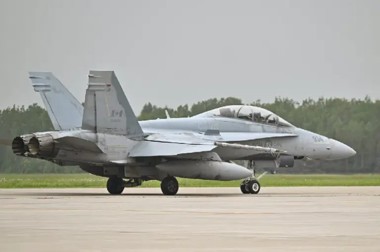 fighter-jets-kananaskis-5.webp