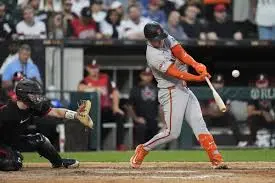 Giants vs White Sox: A Season Showdown