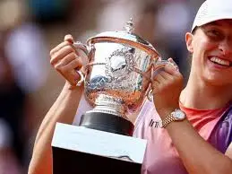 Iga Świątek: The Triumphs of a Tennis Sensation