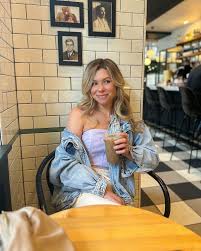 katie-miller-26.jpeg