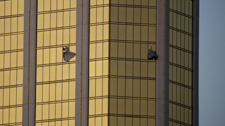 las-vegas-shooting-36.jpeg