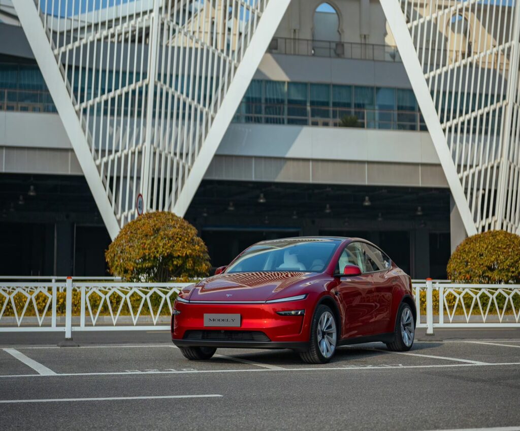 latest-tesla-156.jpeg