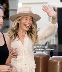 The Journey and Impact of LeAnn Rimes in the Music Industry image 1