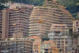 Monaco : Un État Souverain de Luxe et de Culture