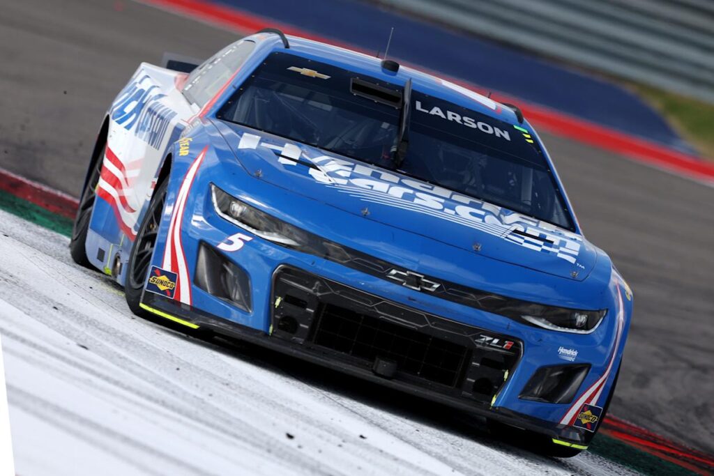 nascar-race-today-239.jpeg