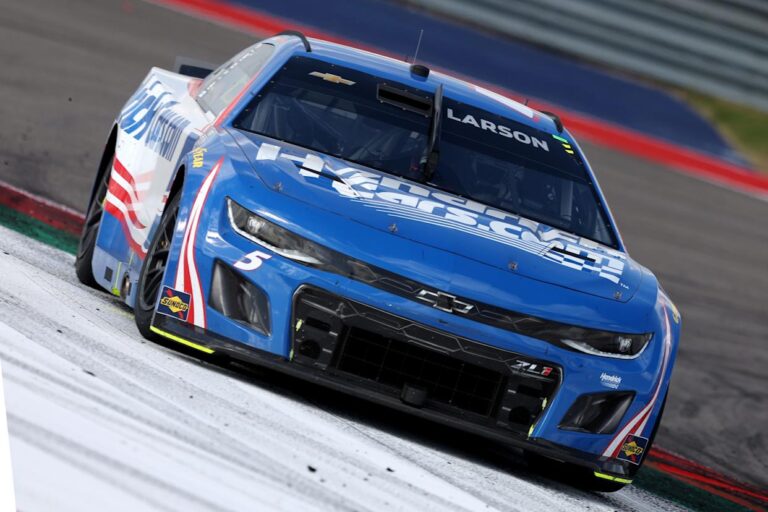 nascar-race-today-239.jpeg