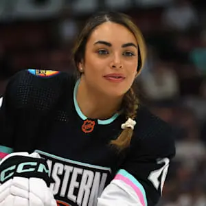 sarah-nurse-hockey-163.jpeg