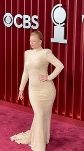 sarah-snook-27.jpeg