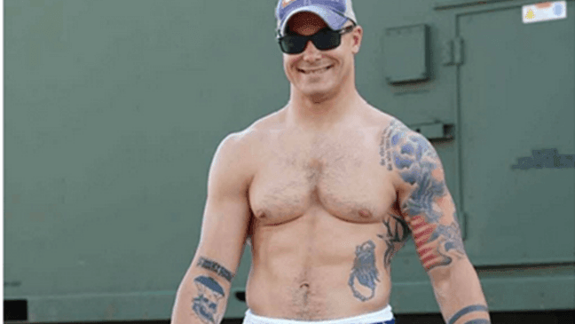 travis-decker-78.png