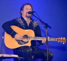 travis-tritt-104.jpeg
