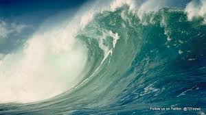 tsunami-wave-18.jpeg