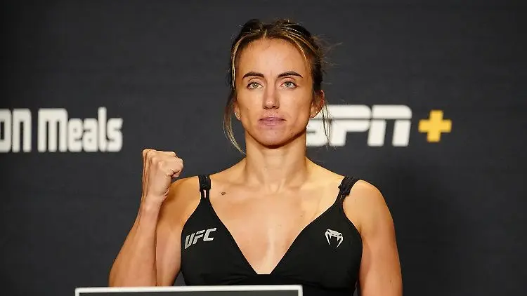 ufc-maycee-barber-43.jpeg