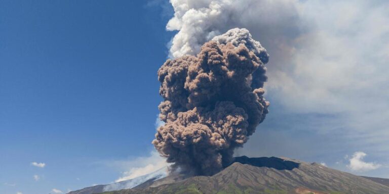 volcan-etna-ruption-25.jpeg