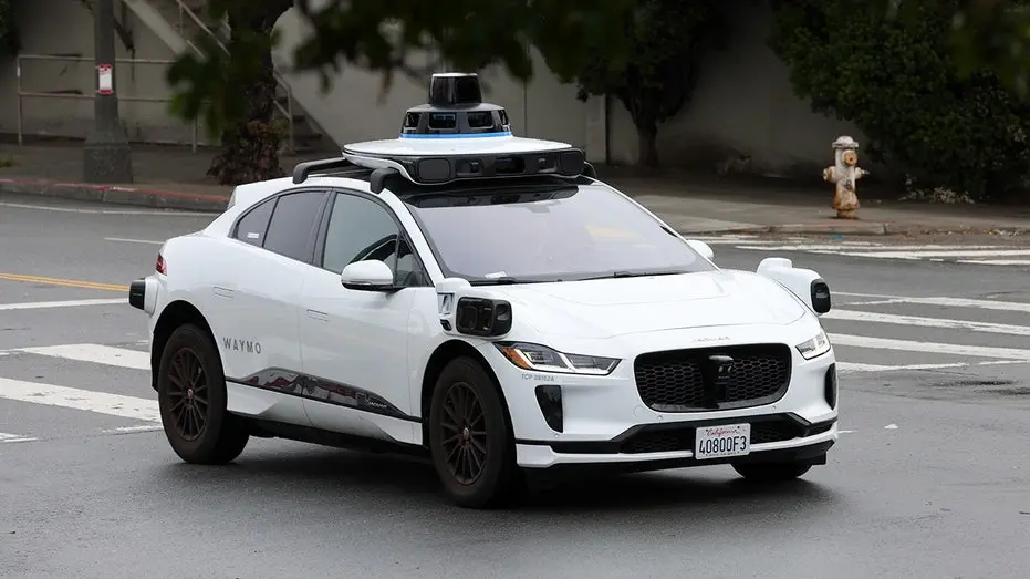 waymo-11.jpeg
