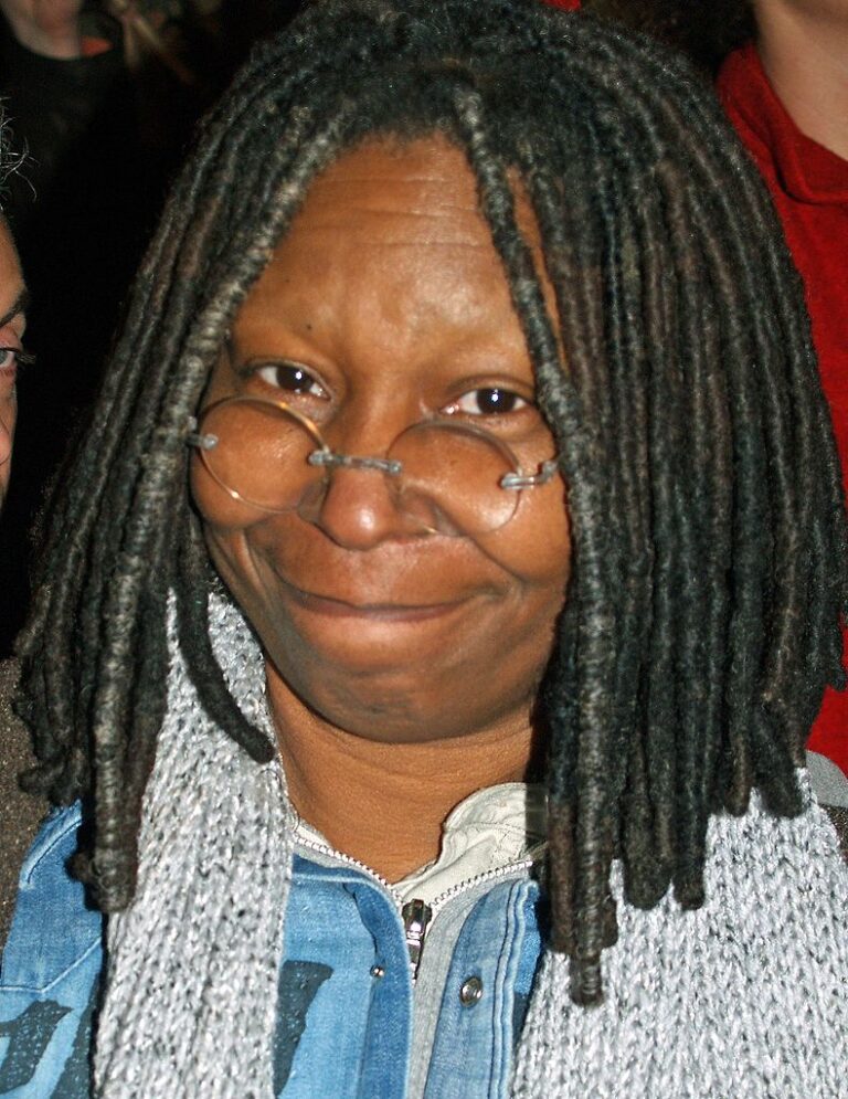 whoopi-goldberg-180.jpeg