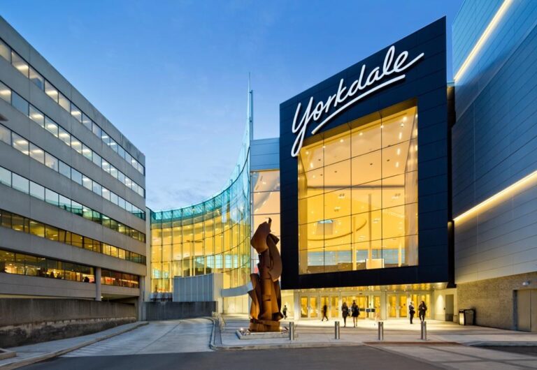 yorkdale-74.jpeg
