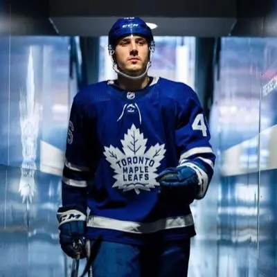 Alex Steeves: A Rising Star in Canadian Hockey
