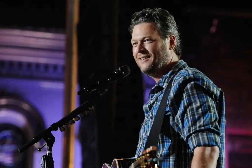 blake-shelton-115.webp