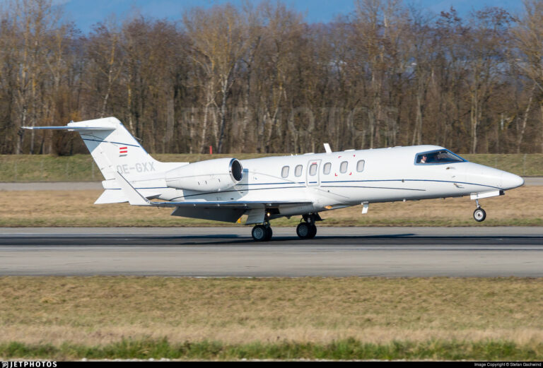 bombardier-stock-40.jpeg