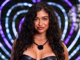 cierra-love-island-191.jpeg