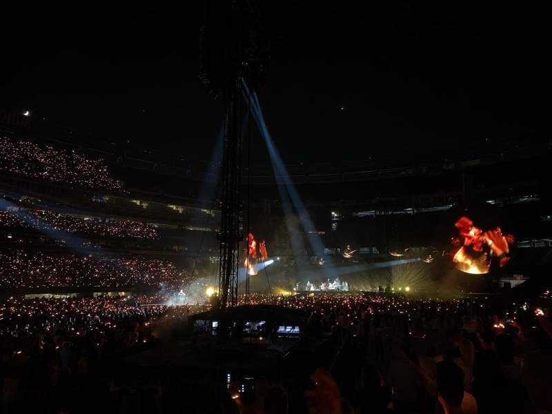 coldplay-tour-117.jpeg