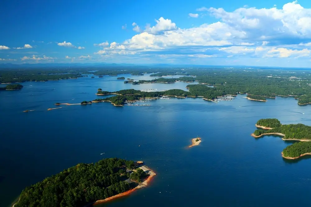 Lake Lanier: A Popular Destination with Safety Issues