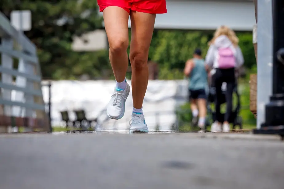 L’Importance de Marcher 7000 Pas par Jour