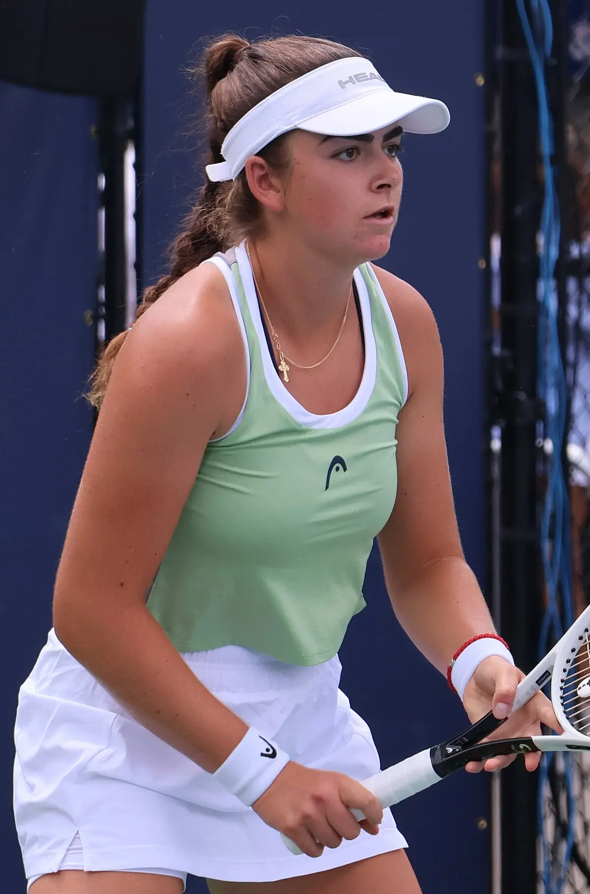 Marina Stakusic: A Promising Talent in Canadian Sports