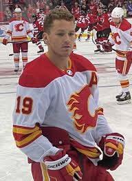 matthew-tkachuk-57.jpeg