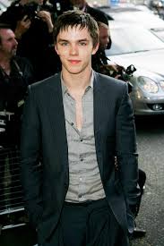 nicholas-hoult-19.jpeg