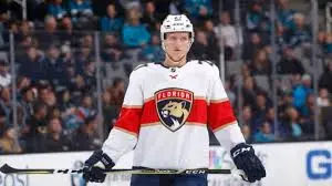 À propos de Nick Bjugstad : Étoile de la NHL